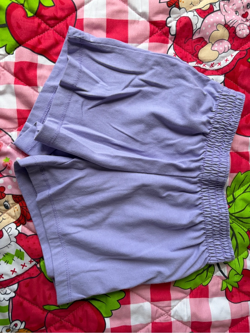 Basic Shorts - Picture 2 of 3